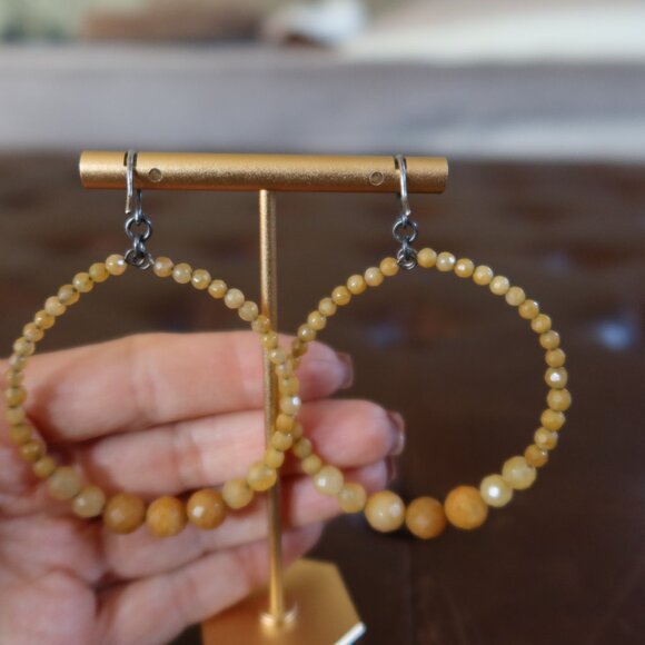 Chan Luu faceted Yellow Jade (70+) front facing hoops earrings 2" long drops - Picture 5 of 14